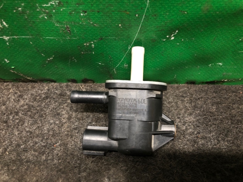 Клапан электромагнитный (вакуумный) TOYOTA CAMRY 40 06-11 2AZFE