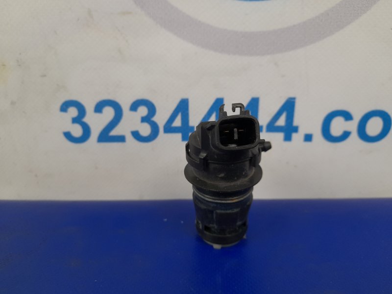 Насос омывателя стекла SIENNA 03-10 Насос омывателя стекла SIENNA 03-10