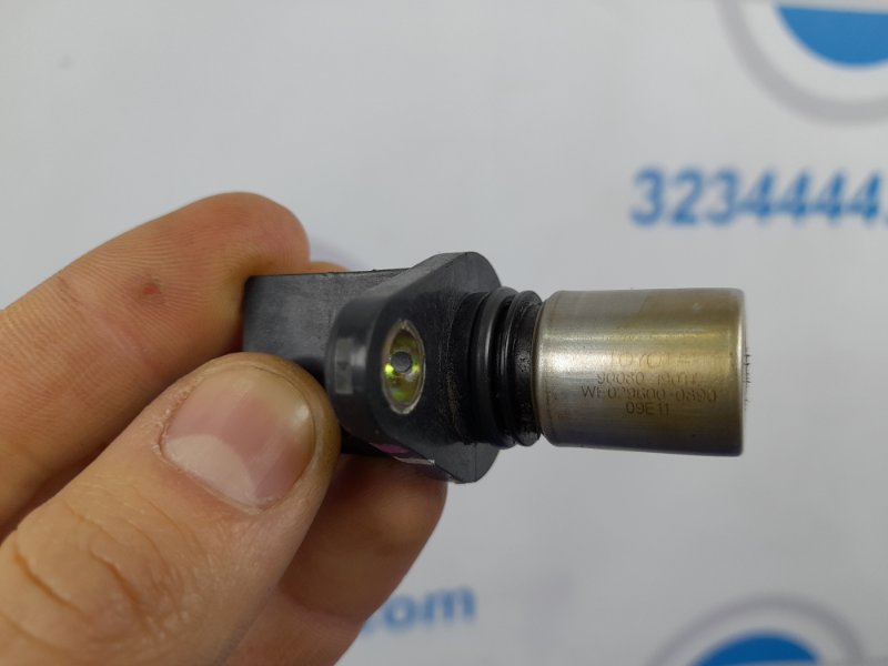 Датчик положения распредвала COROLLA 120 00-07