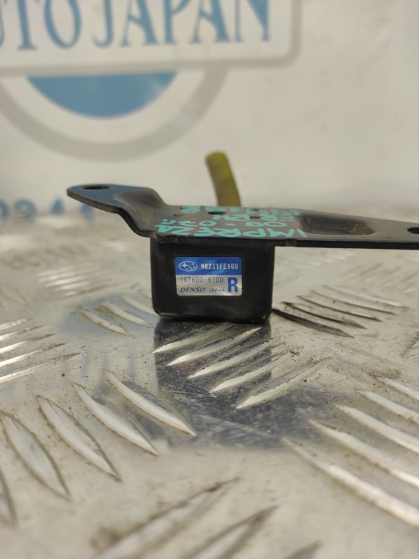 Датчик удара передний правый IMPREZA 00-07 GD/GG