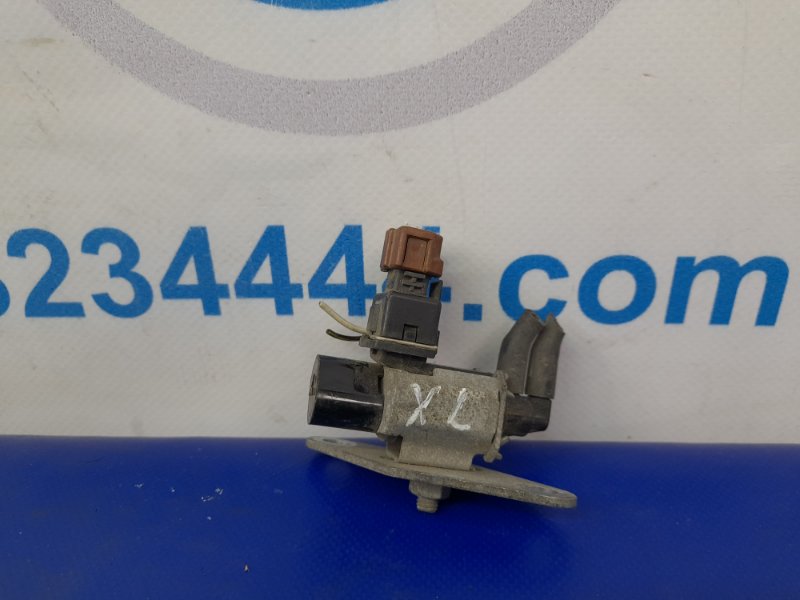 Клапан электромагнитный (вакуумный) MITSUBISHI OUTLANDER XL 05-13 MR160676 Б/У