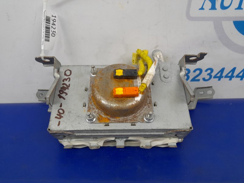 Подушка безопасности пассажира передняя правая CAMRY 40 06-11