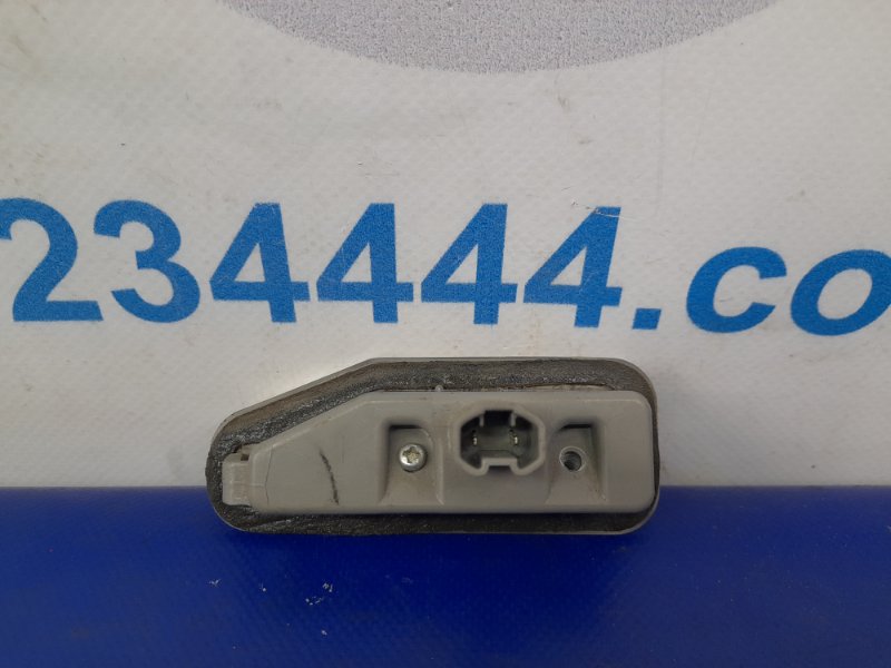 Подсветка номера правая IS250/350 05-13 Подсветка номера правая IS250/350 05-13