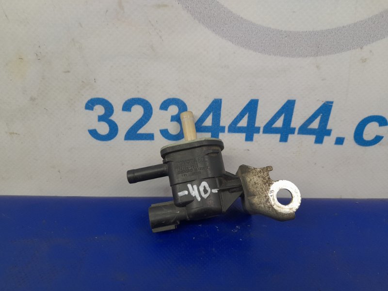 Клапан электромагнитный (вакуумный) TOYOTA CAMRY 40 06-11 90910-12276 Б/У