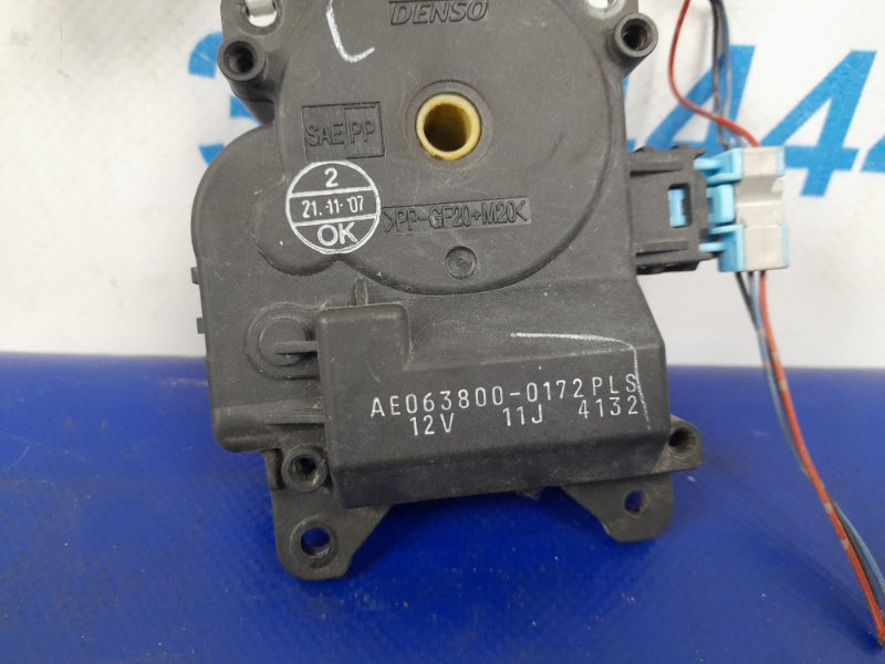 Моторчик заслонки печки TOYOTA SEQUOIA 01-07