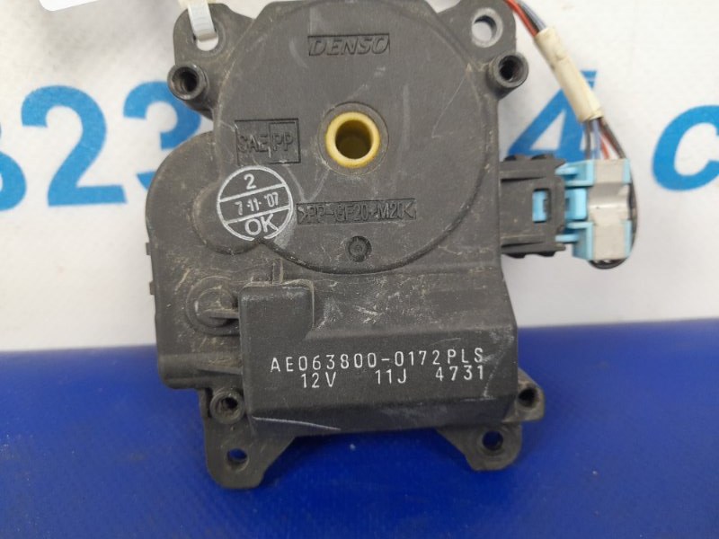 Моторчик заслонки печки TOYOTA SEQUOIA 01-07