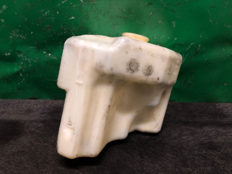 Бачок расширительный TOYOTA CAMRY 30 02-06 2005 ACV30 2.4 2AZFE 16470-AA020 Б/У