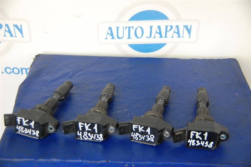 Запчасть катушка зажигания HYUNDAI SONATA YF 10-14 27300-2GGA0 Б/У Катушка зажигания HYUNDAI SONATA YF 10-14 27300-2GGA0 Б/У