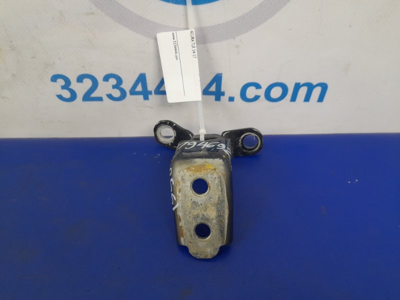 Петля двери нижняя задняя левая ACURA TLX 14-17 67960-TZ3-A02ZZ Б/У