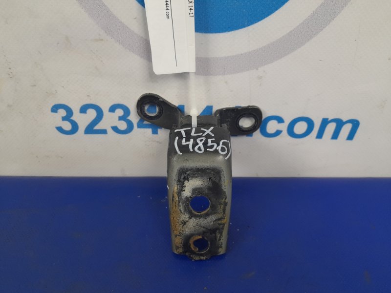 Петля двери верхняя передняя правая ACURA TLX 14-17 67410-TZ3-A02ZZ Б/У