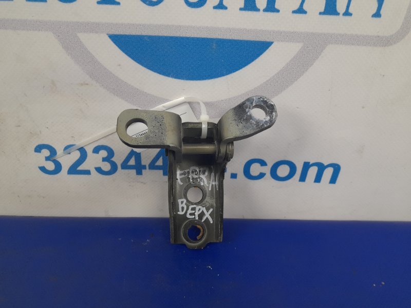 Петля двери верхняя передняя правая TLX 14-17