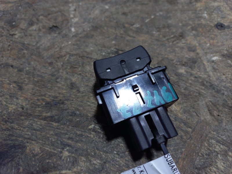 Кнопка обогрева сидений правая FORESTER 12-19 2015 Внедорожник 2.5 FB25B