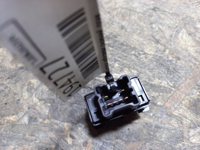 Кнопка обогрева сидений правая FORESTER 12-19 2015 Внедорожник 2.5 FB25B