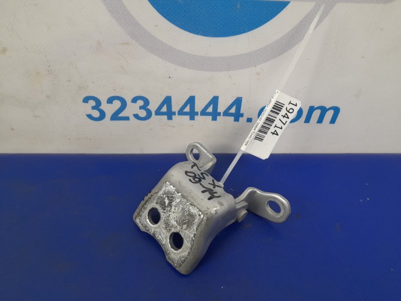 Петля двери нижняя передняя правая HONDA ACCORD CU8 / TSX 08-14