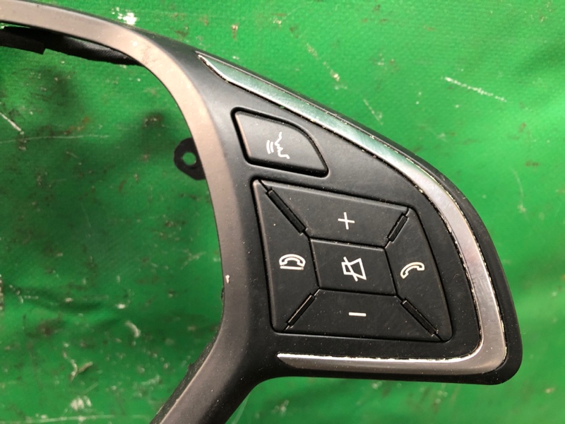 Кнопки на руль INFINITI QX30 16-20 Внедорожник 2.0 20PET Кнопки на руль INFINITI QX30 16-20 Внедорожник 2.0 20PET