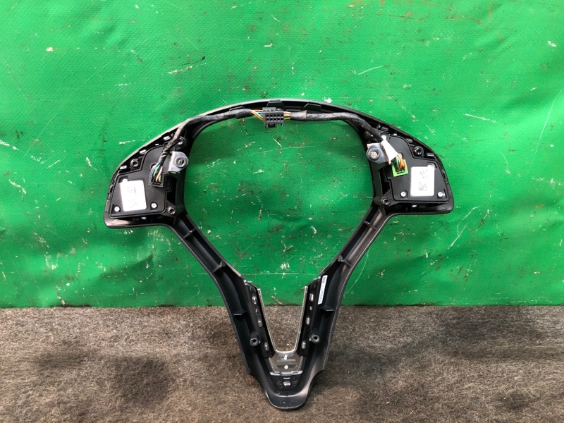 Кнопки на руль QX30 16-20 2017 Внедорожник 2.0 20PET Кнопки на руль QX30 16-20 2017 Внедорожник 2.0 20PET