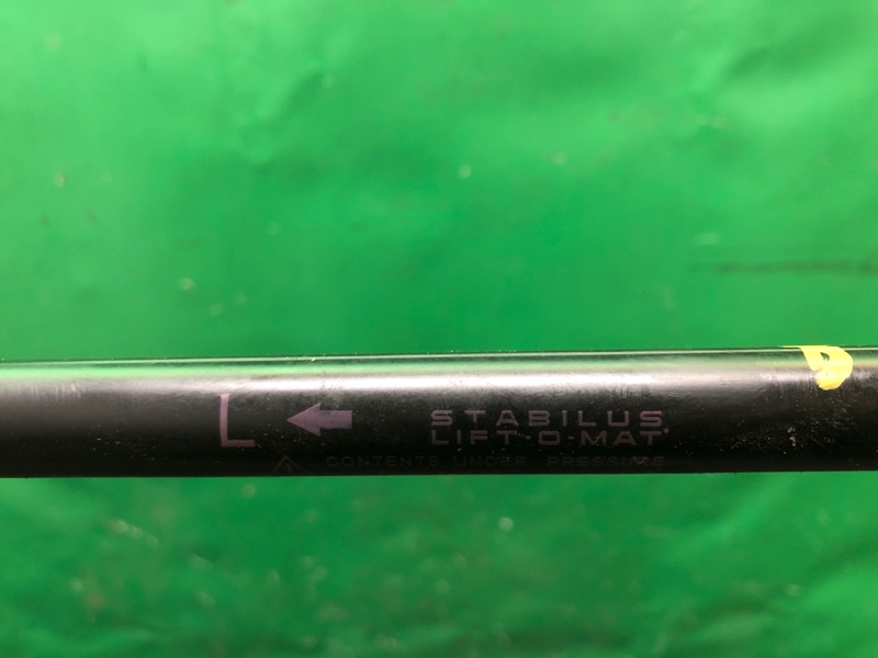 Амортизатор крышки багажника левый QX30 16-20 2017 Внедорожник 2.0 20PET