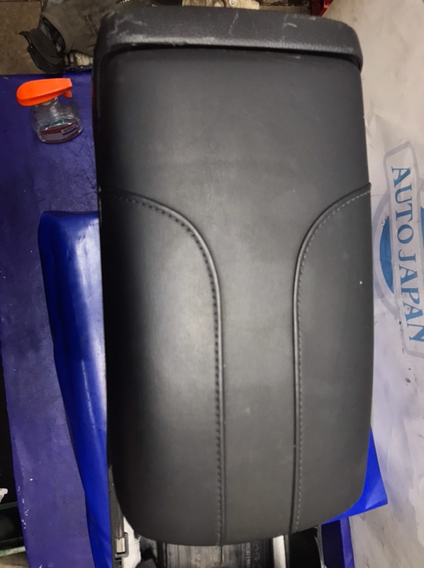 Подлокотник X-TRAIL/ROGUE T32 13-20 2017 T32 2.5 QR25DE