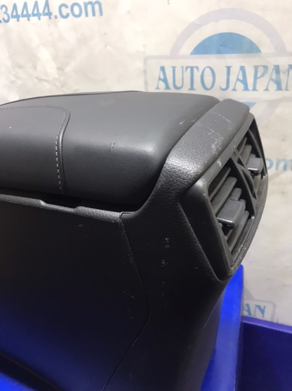 Подлокотник X-TRAIL/ROGUE T32 13-20 2017 T32 2.5 QR25DE