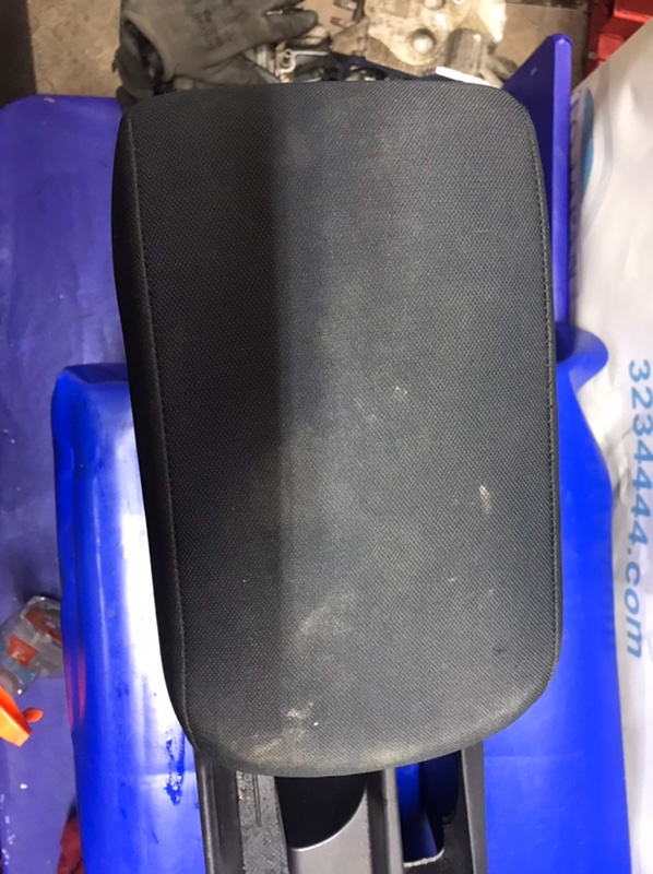 Подлокотник LANCER X 10 15-17 2016 Седан 2.0