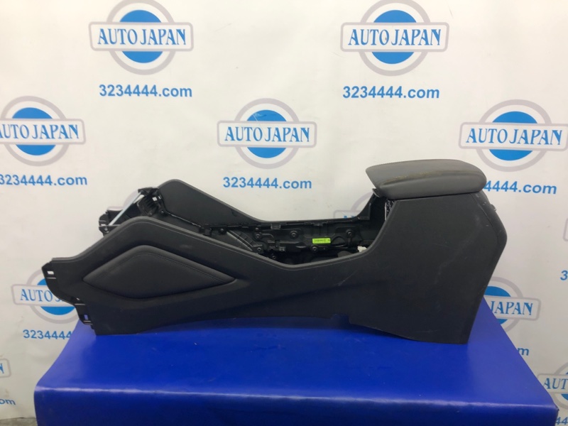 Подлокотник HYUNDAI TUCSON TL 15-20 84610-D3000TRY Б/У