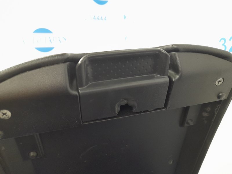 Подлокотник M25/M37/M56/Q70/M35H 10-16 2013 Седан 3.7 VQ37VHR Подлокотник M25/M37/M56/Q70/M35H 10-16 2013 Седан 3.7 VQ37VHR