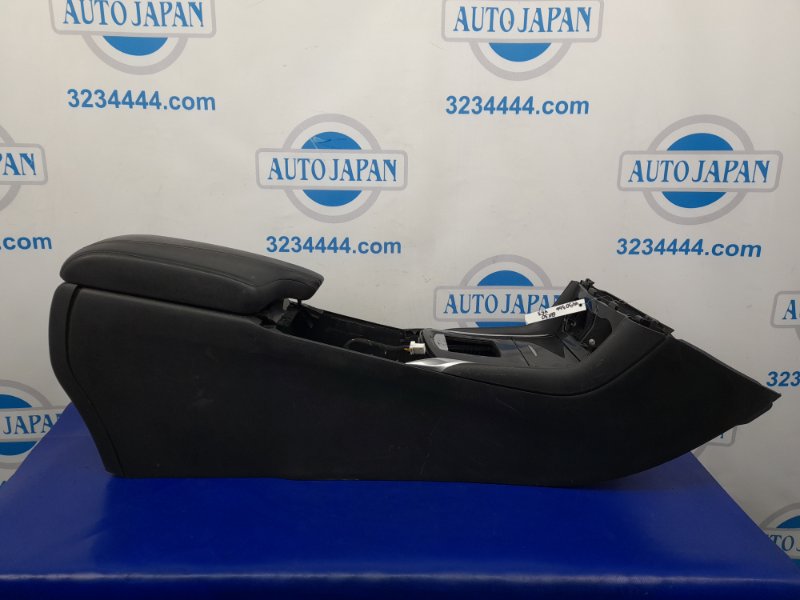 Подлокотник INFINITI QX30 16-20 Внедорожник 2.0 20PET Подлокотник INFINITI QX30 16-20 Внедорожник 2.0 20PET