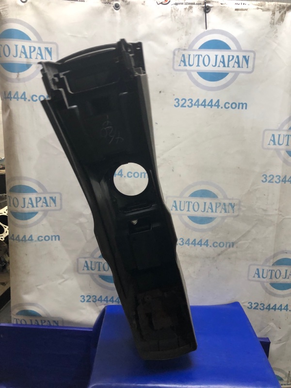 Подлокотник LEAF 10-17