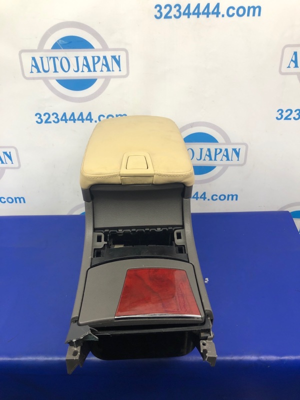 Подлокотник LEXUS ES350 06-12
