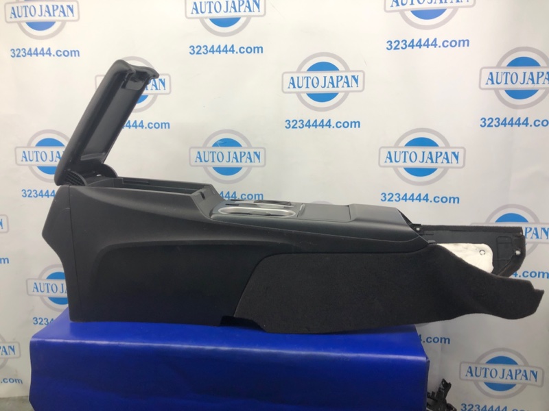 Запчасть подлокотник ACURA RDX 12-19 2017 Внедорожник 3.5 83450-TX4-A02ZB Б/У Подлокотник ACURA RDX 12-19 2017 Внедорожник 3.5 83450-TX4-A02ZB Б/У