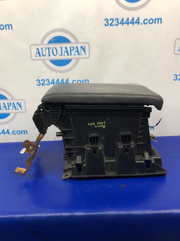 Запчасть подлокотник ACURA RDX 12-19 2015 Внедорожник 3.5 83450-TX4-A02ZB Б/У Подлокотник ACURA RDX 12-19 2015 Внедорожник 3.5 83450-TX4-A02ZB Б/У