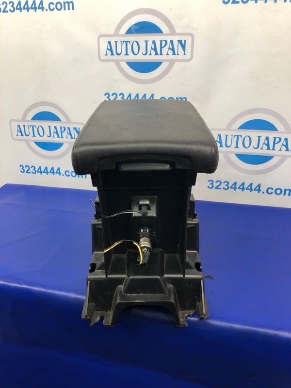 Подлокотник ACURA RDX 12-19 Внедорожник 3.5 Подлокотник ACURA RDX 12-19 Внедорожник 3.5