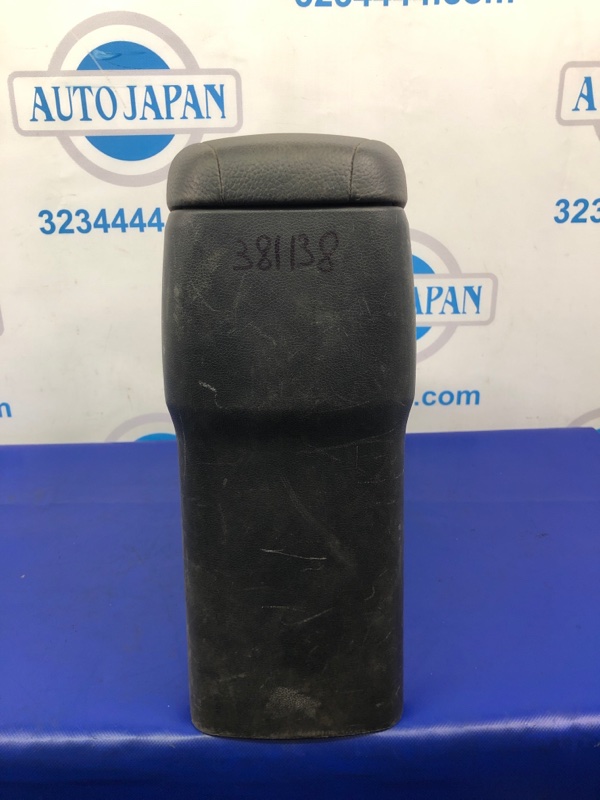 Подлокотник VELOSTER 11-18 Подлокотник VELOSTER 11-18