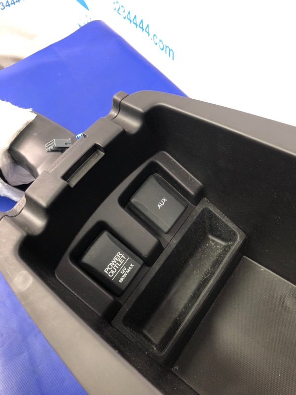 Подлокотник TLX 14-17 2016 Седан 3.5