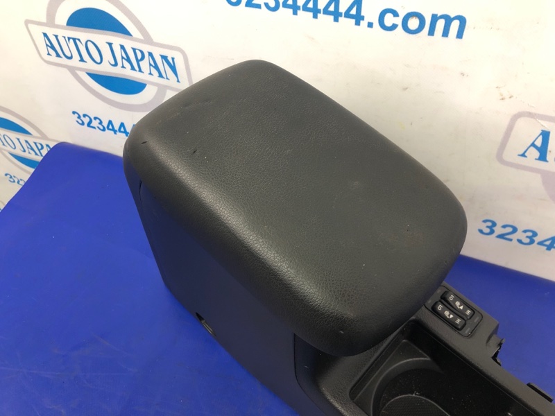 Подлокотник IMPREZA 11-17 2015 ХЕТЧБЕК 2.0