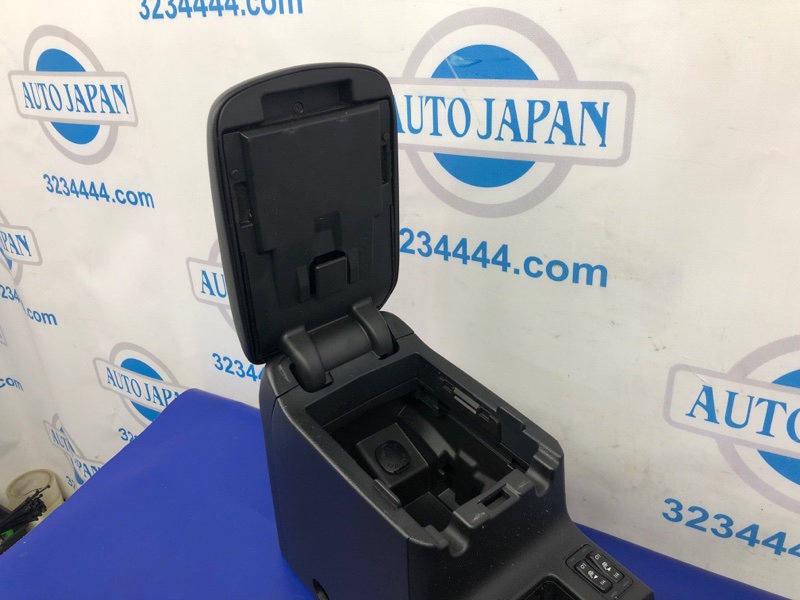 Подлокотник IMPREZA 11-17 2015 ХЕТЧБЕК 2.0