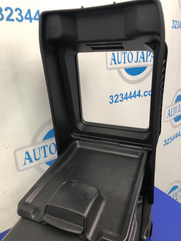 Подлокотник GS 12- 2015 Седан 8ARFTS 2.0TURBO