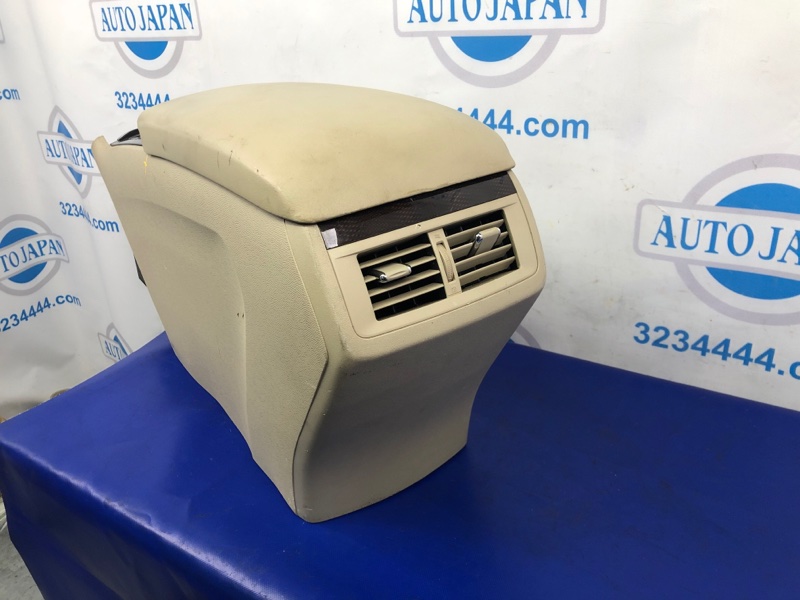 Подлокотник VENZA 09-16 2009 AGV15 2.7 1ARFE