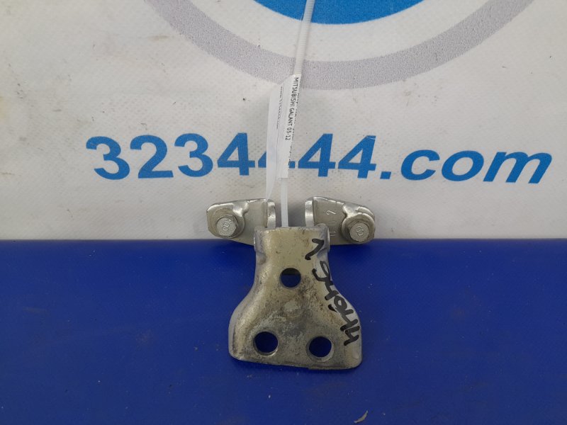 Петля двери верхняя задняя правая MITSUBISHI GALANT 03-12 MR220212 Б/У