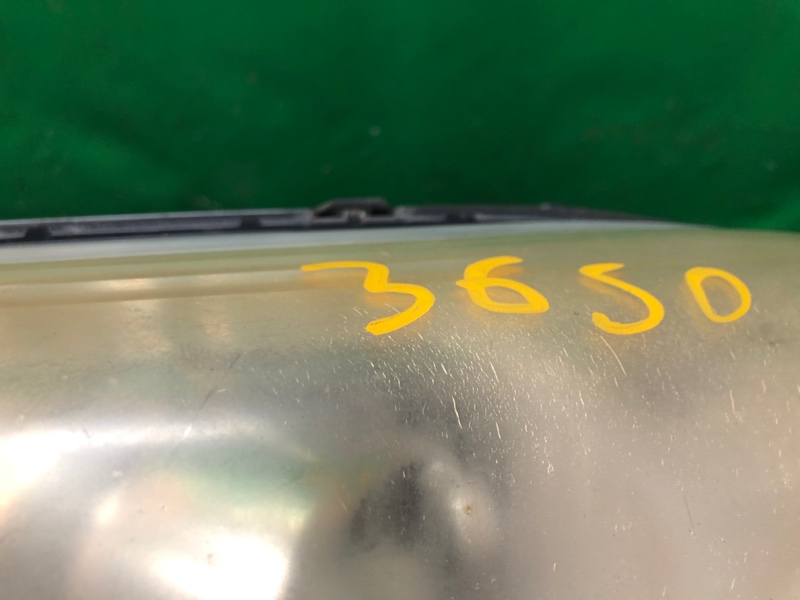 Фара передняя правая TOYOTA SIENNA 11-16 GSL30 3.5 2GR-FE Фара передняя правая TOYOTA SIENNA 11-16 GSL30 3.5 2GR-FE