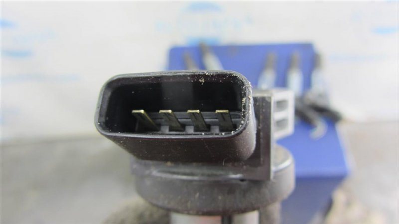 Катушка зажигания SIENNA 11-16 2013 GSL30 3.5 2GR-FE Катушка зажигания SIENNA 11-16 2013 GSL30 3.5 2GR-FE