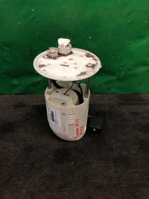 Топливный насос TOYOTA SIENNA 11-16 2012 GSL30 3.5 2GR-FE 77020-08050 Б/У