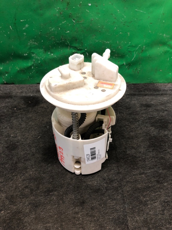 Запчасть топливный насос SUBARU LEGACY BN 14-18 42021AL02A Б/У Топливный насос SUBARU LEGACY BN 14-18 42021AL02A Б/У