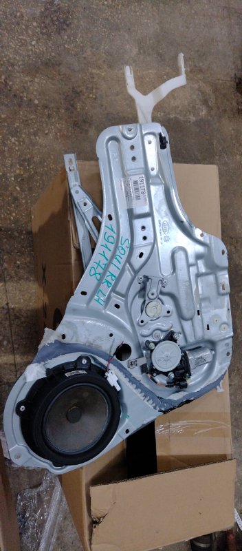 Запчасть стеклоподъемник задний левый KIA SOUL AM 08-13 2012 Хетчбек 2.0 83401-2K001 Б/У Стеклоподъемник задний левый KIA SOUL AM 08-13 2012 Хетчбек 2.0 83401-2K001 Б/У