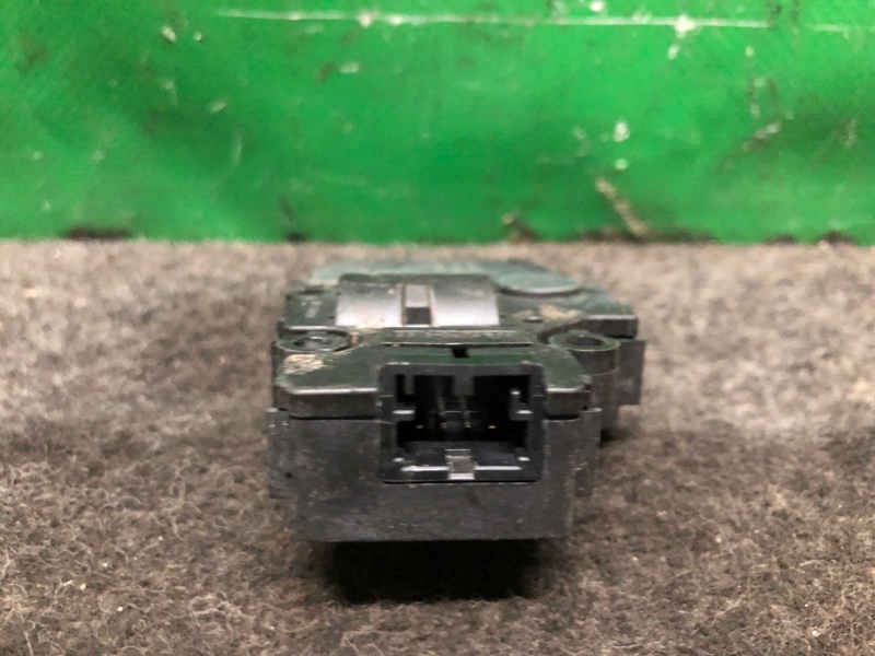 Моторчик заслонки печки QX30 16-20 2017 Внедорожник 2.0 20PET