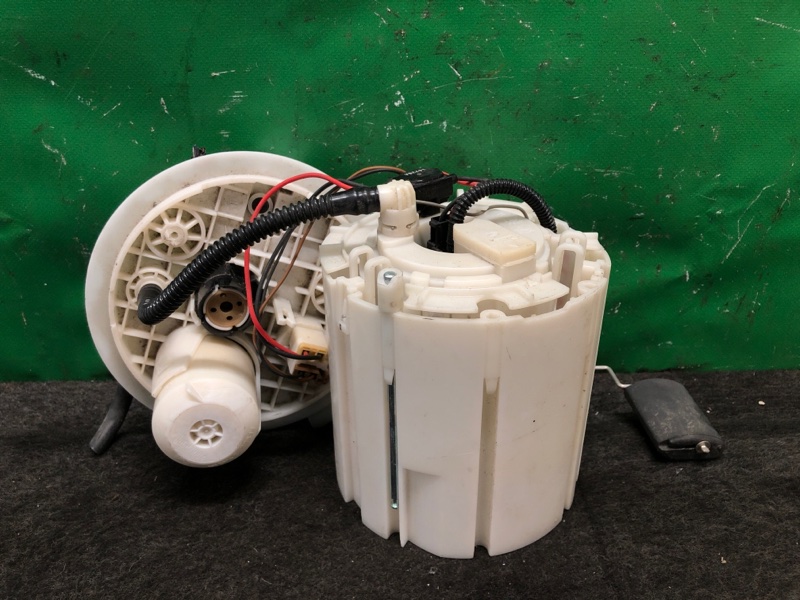 Топливный насос ELANTRA AD 16-