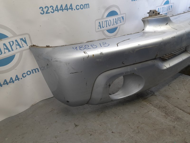 Бампер передний передний MITSUBISHI PAJERO 99-06