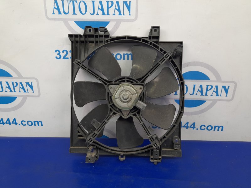 Диффузор вентилятора основного радиатора правый IMPREZA 00-07 GD/GG