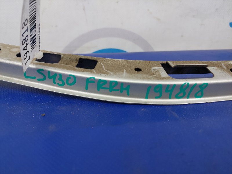 Кронштейн крепления фары передний правый LS430 00-06