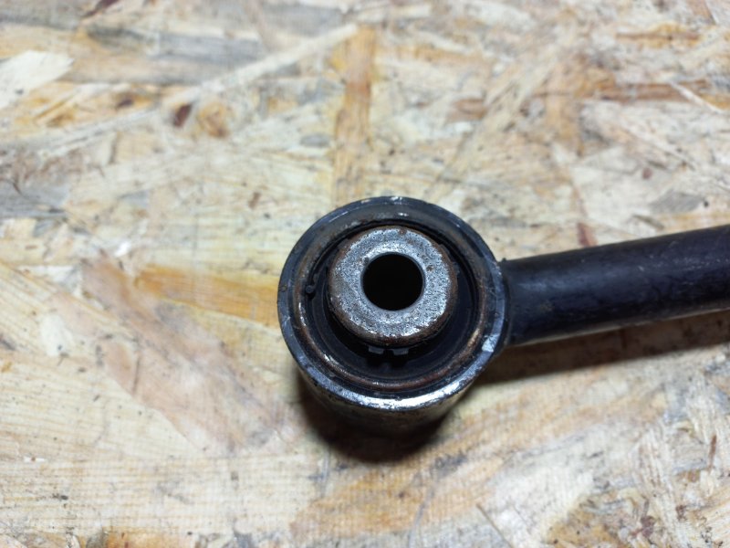 Рычаг задней подвески поперечный нижний задний левый TLX 14-17 2017 Седан 2.4